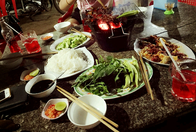 Ăn Uống.png