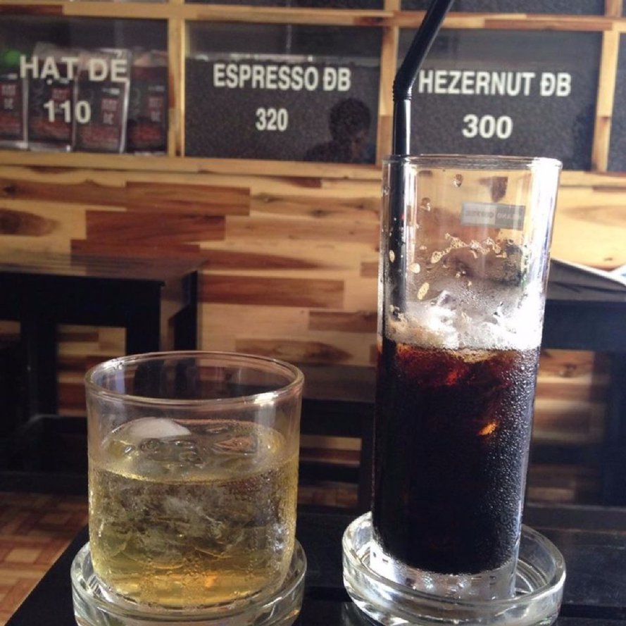 cafe-den-147191-1451364008.jpeg