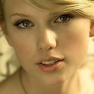Taylor Swift - Love Story - YouTube