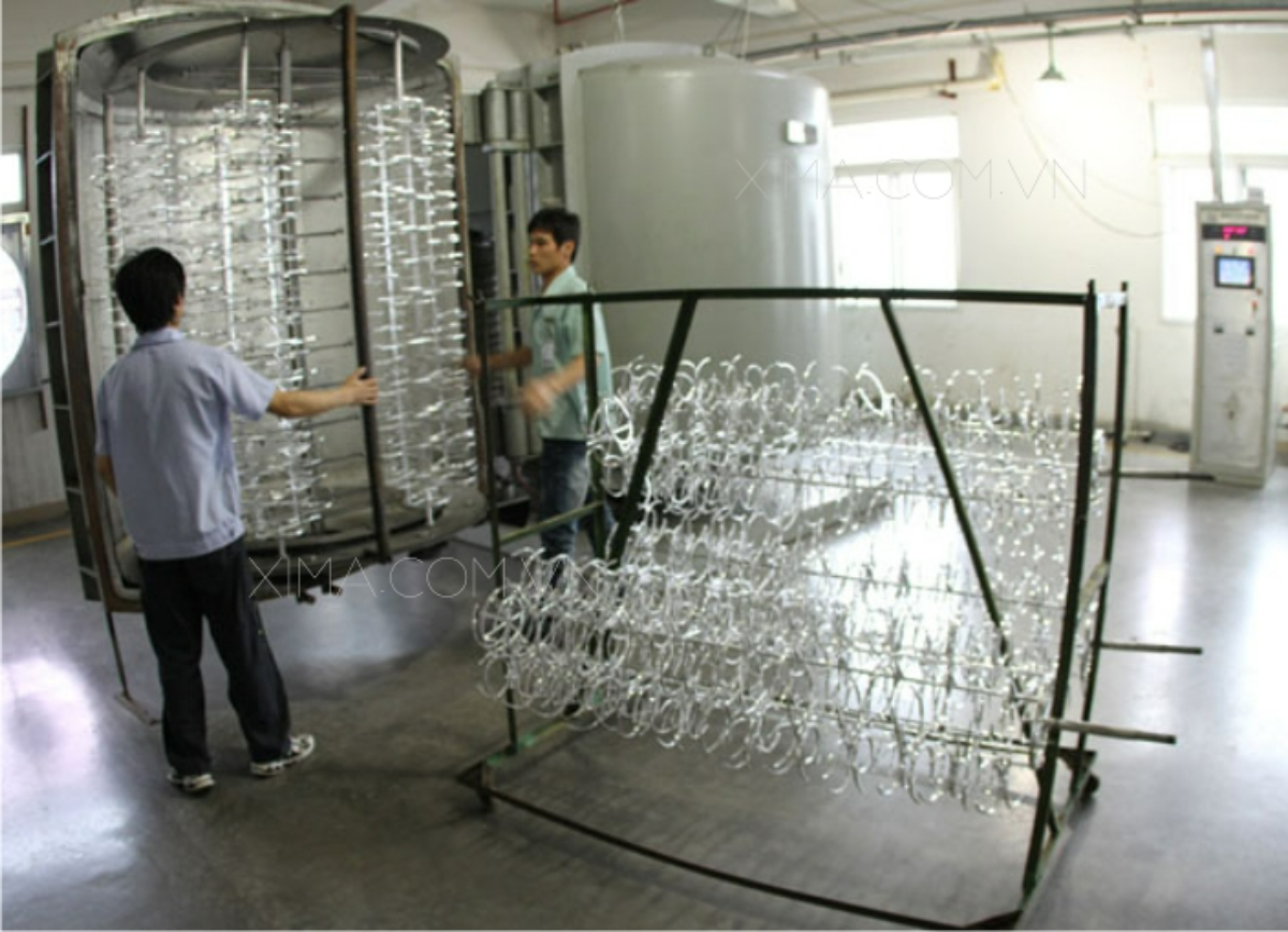 Xi Mạ Chân Không: Giải Pháp Tăng Độ Bền Và Thẩm Mỹ Cho Sản Phẩm Nhựa